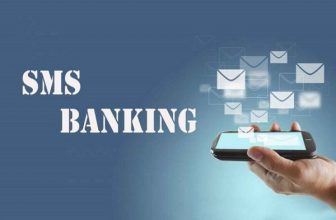 Xung đột giữa nhà mạng và ngân hàng quanh phí SMS Banking